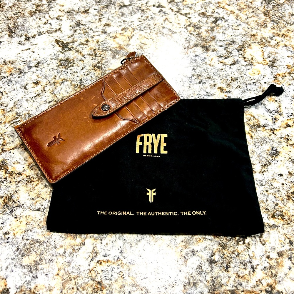 Beautiful Frye Purse and Wallet